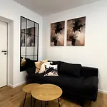 Mickiewicz House 3*