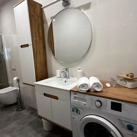 Mickiewicz House 公寓式酒店 3*