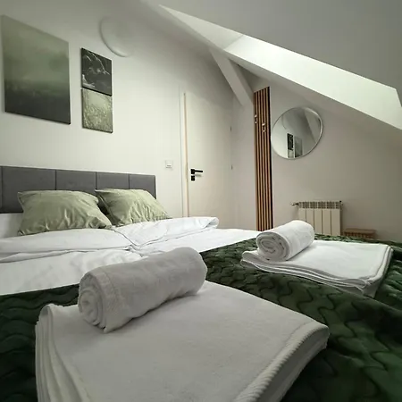 아파트호텔 Mickiewicz House 3*