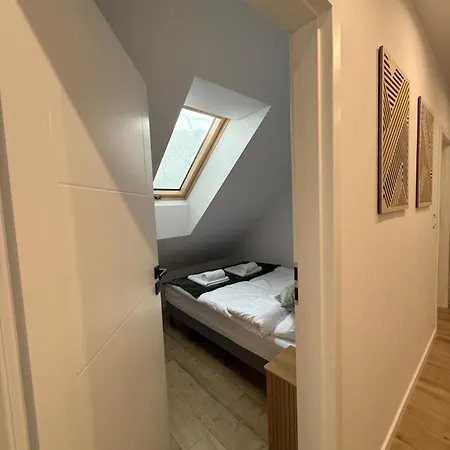 Mickiewicz House 公寓式酒店 瓦多维采